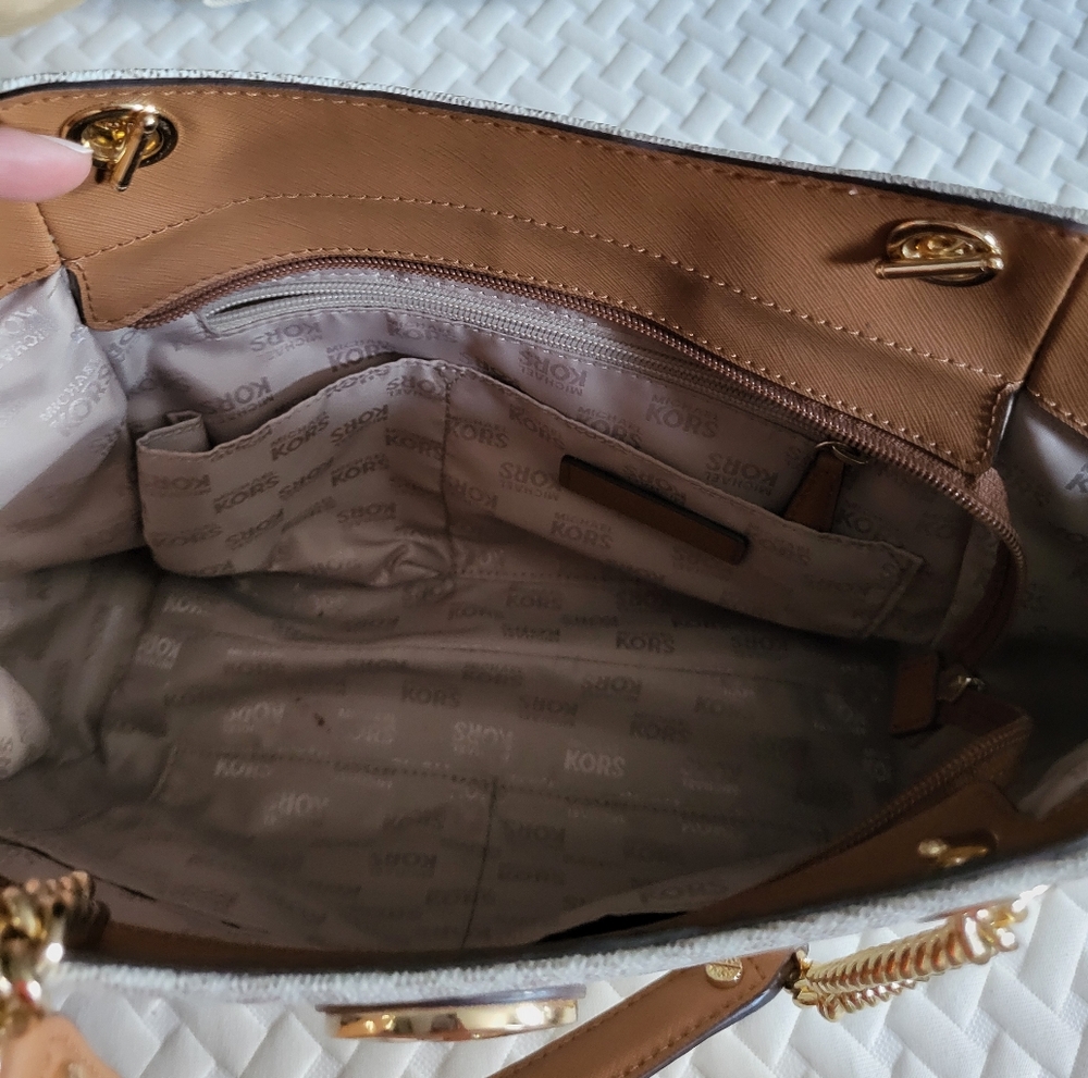 Michael Kors Tan and Gold Women's Bag